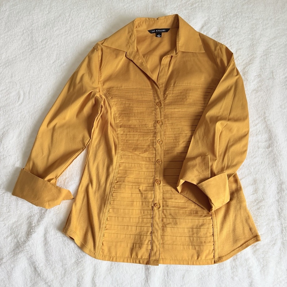 Zac and Rachel Women's Fitted Blouse Goldenrod Pleated 3/4 Sleeve W Cuffs SZ M